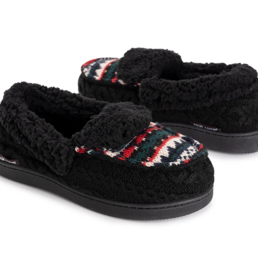 Muk Luks Women's Anais Moccasin Slippers Worn Once - Size L - Color Black Geo